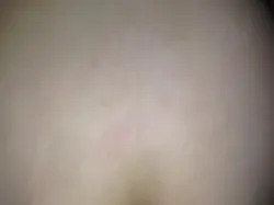 在同事家偷情后入雪白大屁股有验证