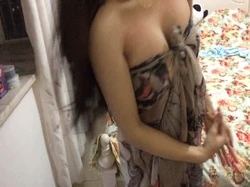 [私人定制]22岁的小妻子，刚开始跟我。