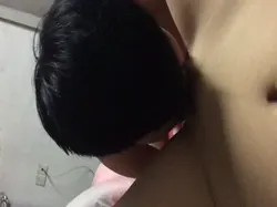 还有没有哥哥帮我舔逼