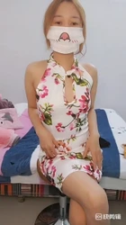 亲爱的我下面痒的又留白浆了 求你们帮我止痒