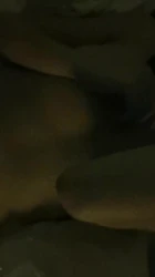 草戴着婚戒出轨的小少妇