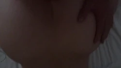 后入自家肥逼女人，千里送肥逼，逼肥操的爽