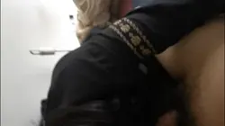 广州遥控调教变荡妇玩深喉（收母狗犬奴）