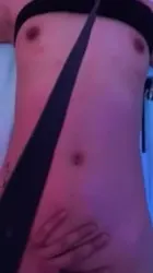 调教小母狗，带着眼罩狗环