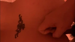 纹身少妇