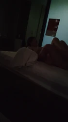 兄弟一起玩99年大学女孩 露脸