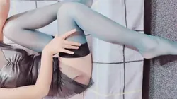 高筒袜来啦够骚气！30秒验证