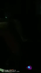 骚老婆雨夜路边车内自慰