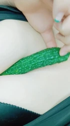 大胸夹黄瓜 妹妹我的口活咋样呀 带认证