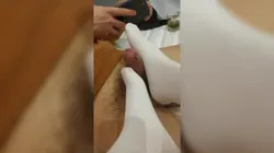"这种舒服吗"网红小姐姐丝袜足交