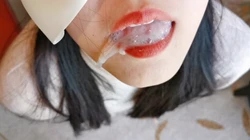 伴娘吞精来啦！满满一嘴精子，"好喜欢喝哥哥的精子"