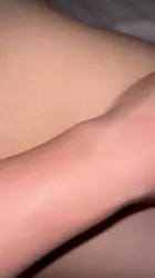 给各位评价下大屁股炮友的骚逼