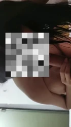 广州单男鸡哥大显神威，00后妹子被操爽了，视频要发给她。