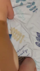 有男友的骚货半夜来我家