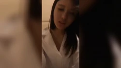 同事女友求着我草她，这么骚的反差婊，不多内射她几次对不起自己的鸡巴！