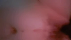 骚妇狗爬式后入猛操骚穴，这感觉真爽