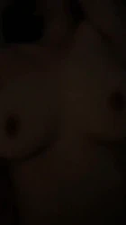 0533 大奶老婆 又来了