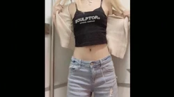 （真实）火车上发骚厕所里解决了一下1 要不要来操我