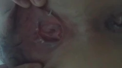 18岁微胖巨乳骚母狗洗澡 给我看