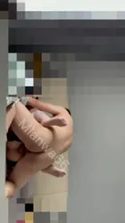 老婆穿着过膝白丝开档内裤，被我无套插出白浆（有对话，有
