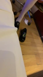 粉色白丝jk酒店露出口交足交内射