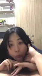 漂亮女友给我口，