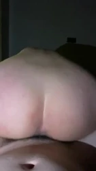 023 无套后��小母狗翘臀