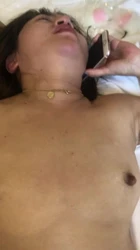 少妇情人边接老同学电话边被上（下）