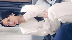 大辫子女生