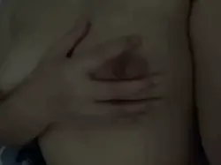 护士女友揉奶自拍