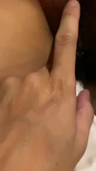 100%原創—小母狗舔我菊花後逼水直接滴出來座標廣州