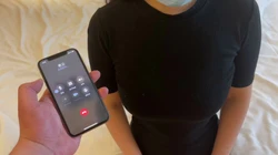 “老���对不起，我又被他操到高潮了”边打电话边被操！