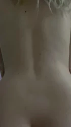 今天晚上又要被金发洋妞榨干了