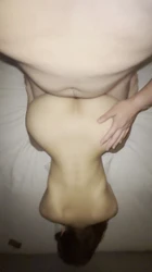 人在东京，草到失联