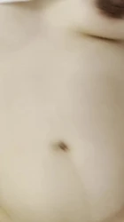 还有奶水的人妻大水逼