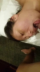 离婚少妇炮小哥，骚穴噗呲声很诱人，完整版内射！
