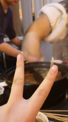 餐桌前的性疯狂