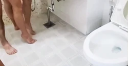 骚妇卖力伺候单男看看有多饥渴 有完整