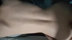 窗边后入骚女友