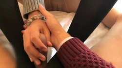 约啪丰满可爱校园妹子 穿上可爱丝袜内裤都湿了 破洞插入射在了肉丝上