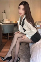 第三十集-超强力隔丝草小姐姐，超薄黑丝高跟鞋顶进小BB白浆泛滥