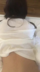 南通小女友还想再找两根肉棒操她