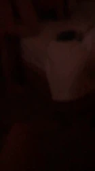 小母狗被好友大力抽插，我只能撸自己