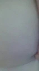 广东母狗捏乳头