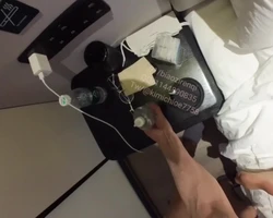 老婆说就喜欢我鸡巴套着她和别人操过的丝袜干她。这样刺激是吗？
