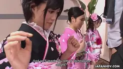 教教这些亚洲婊子怎么给硬鸡巴口交