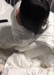 渔网袜妹子 先足交 后口 就是不让射嘴里 被操还发抖音