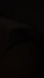 珠海大奶淫妻玲穿粉紅色內衣黑丝交配