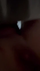 真实母狗欲火难耐蜜汁滴漏