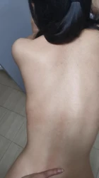 与情人在男厕所玩，刺激